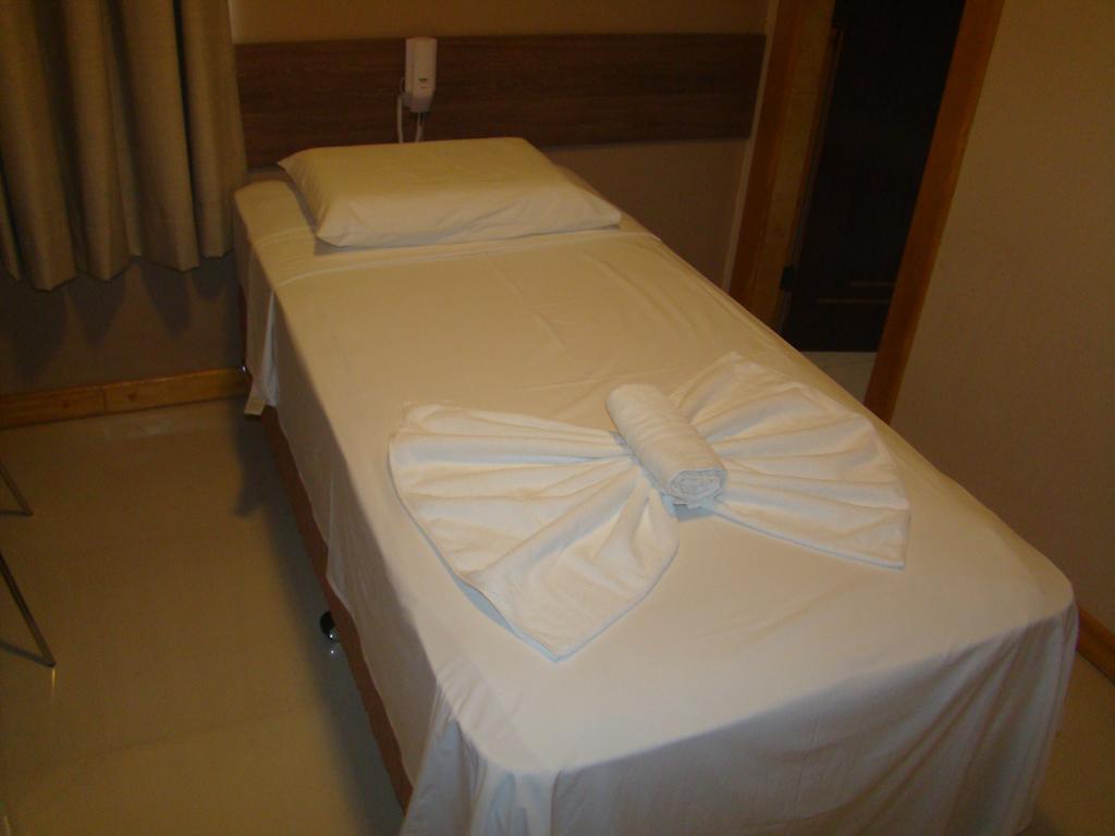 Hotel Paraiso Das Aguas Tucano Buitenkant foto