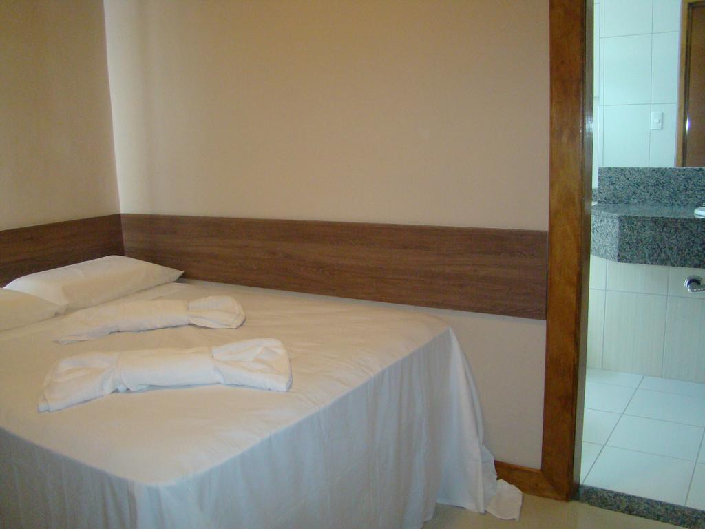 Hotel Paraiso Das Aguas Tucano Buitenkant foto