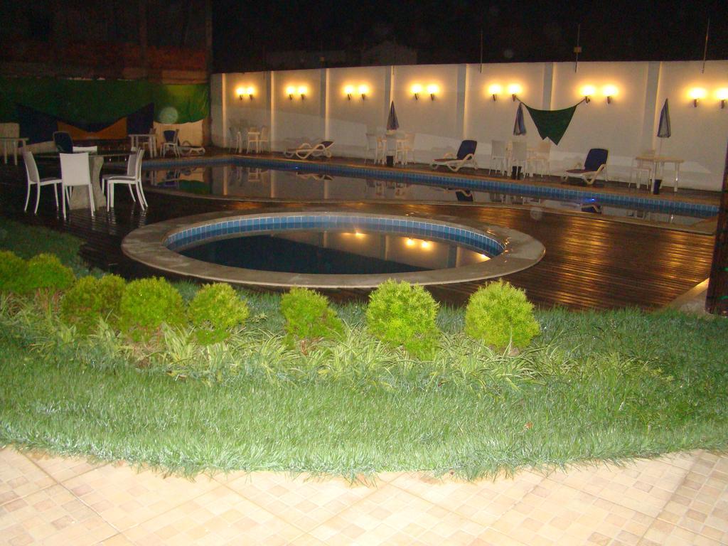 Hotel Paraiso Das Aguas Tucano Buitenkant foto