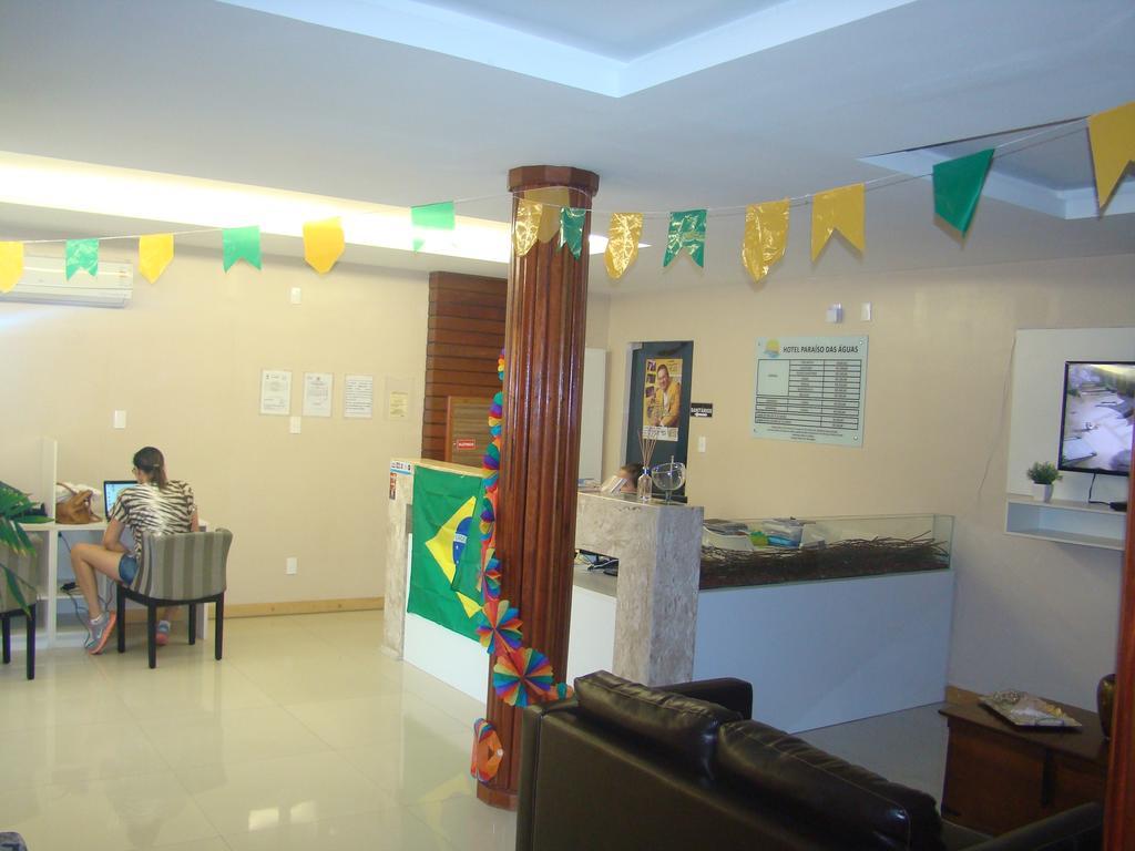 Hotel Paraiso Das Aguas Tucano Buitenkant foto